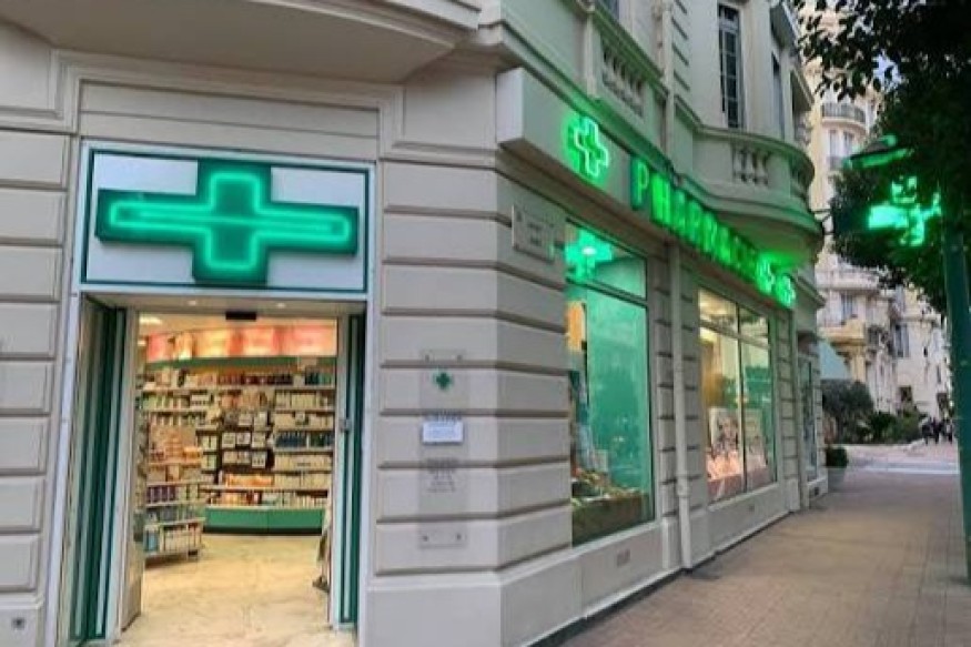 Pharmacie de garde à Menton ce dimanche 25 octobre 2026 : la Pharmacie Ballestra
